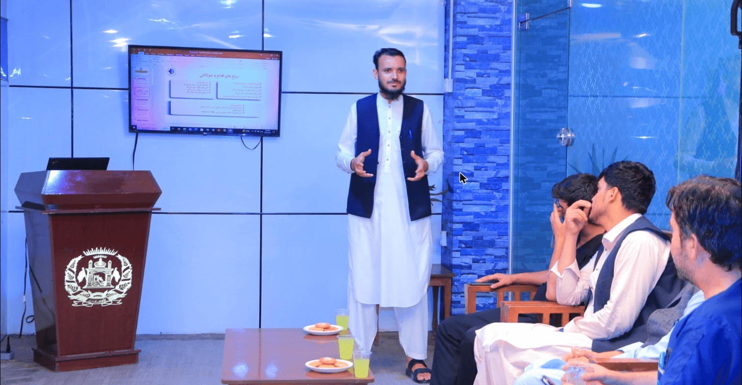 A learning session led by a member of the team